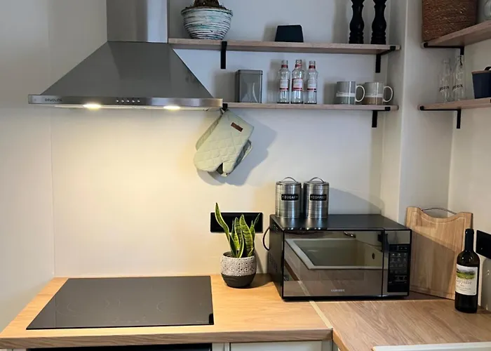 Olea White * Città di Skiathos