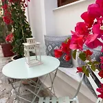 Olea White 度假居 *