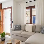 Olea White * Skiathos stad