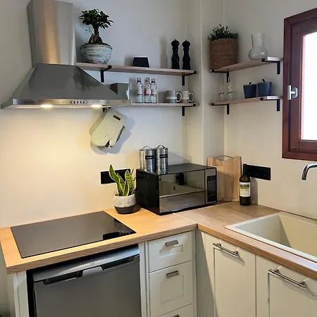 Olea White Holiday home