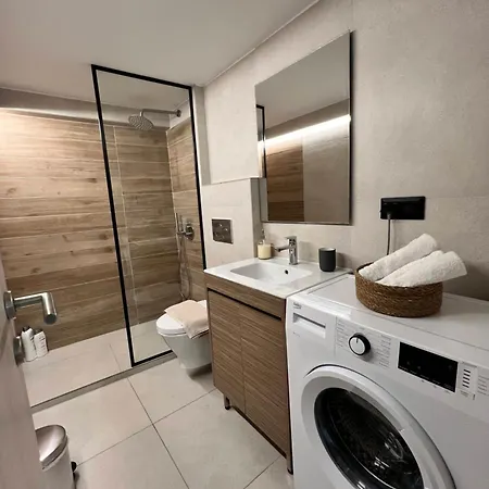 Olea White * Città di Skiathos