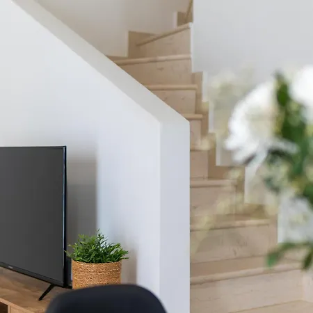 Olea White بيت للعطل *